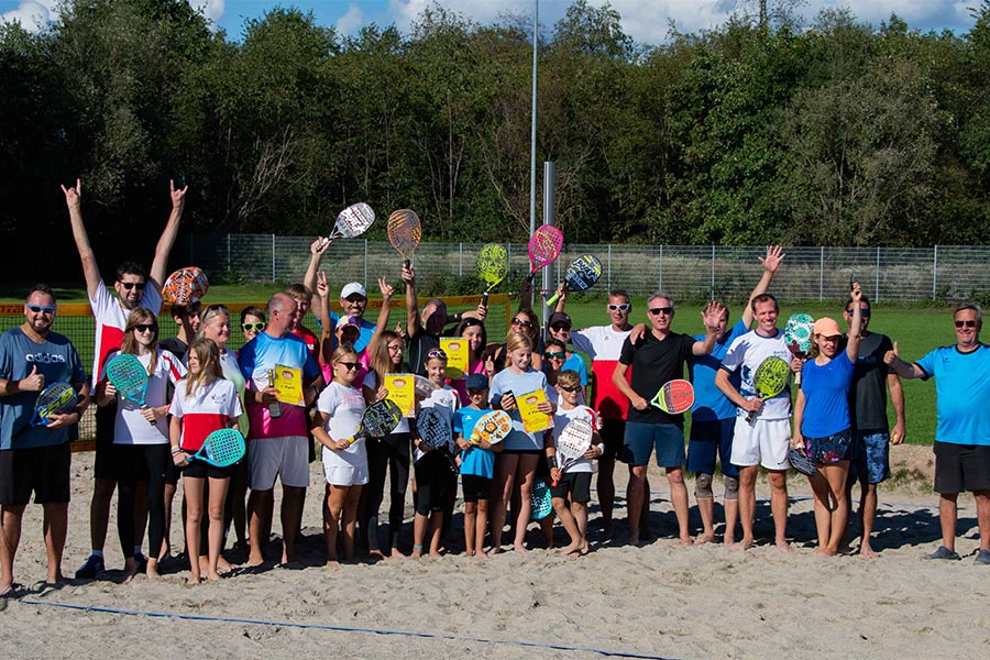 Gruppenfoto Beachtennis